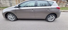 Toyota Auris 1.33 бензин , снимка 7