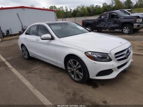 ������ Mercedes-Benz C 300