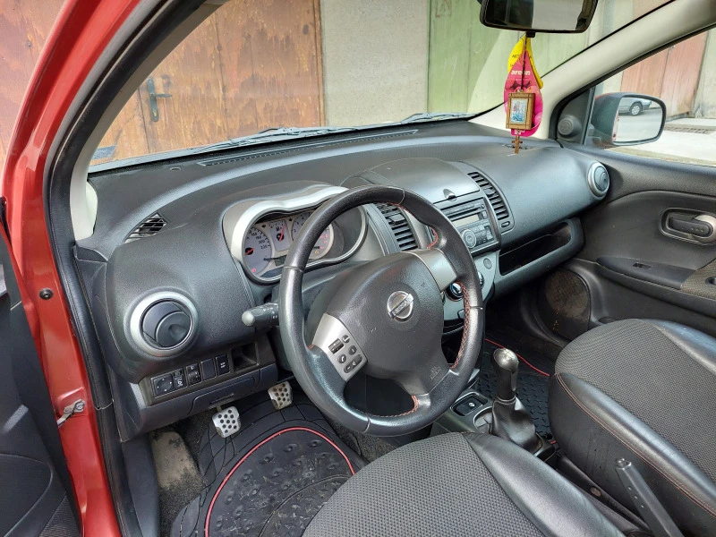 Nissan Note, снимка 8 - Автомобили и джипове - 45565393