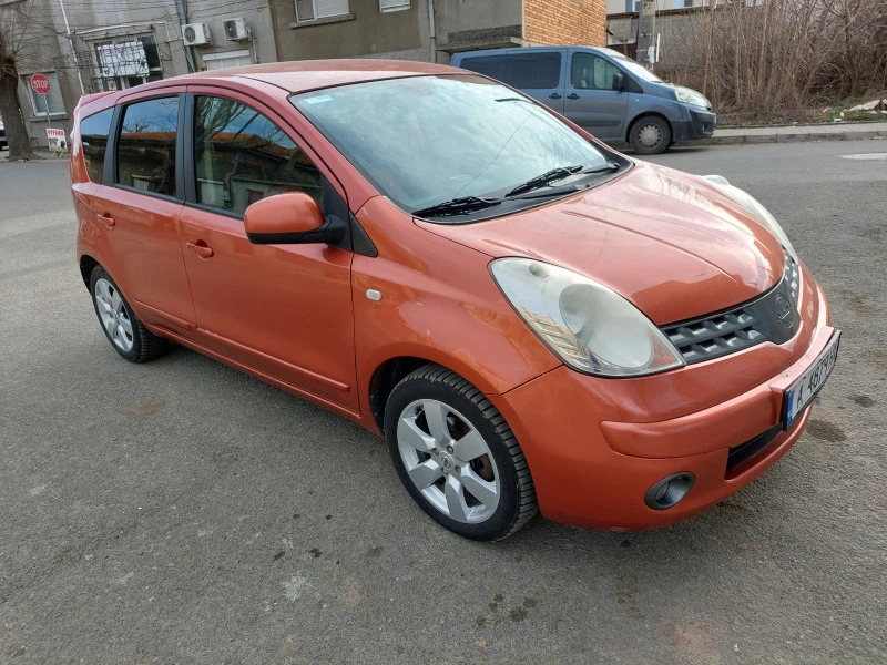 Nissan Note, снимка 10 - Автомобили и джипове - 45565393