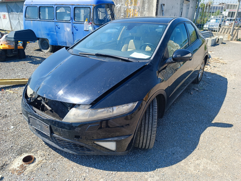 Honda Civic 1.8i Euro 4 Italia , снимка 2 - Автомобили и джипове - 46279223