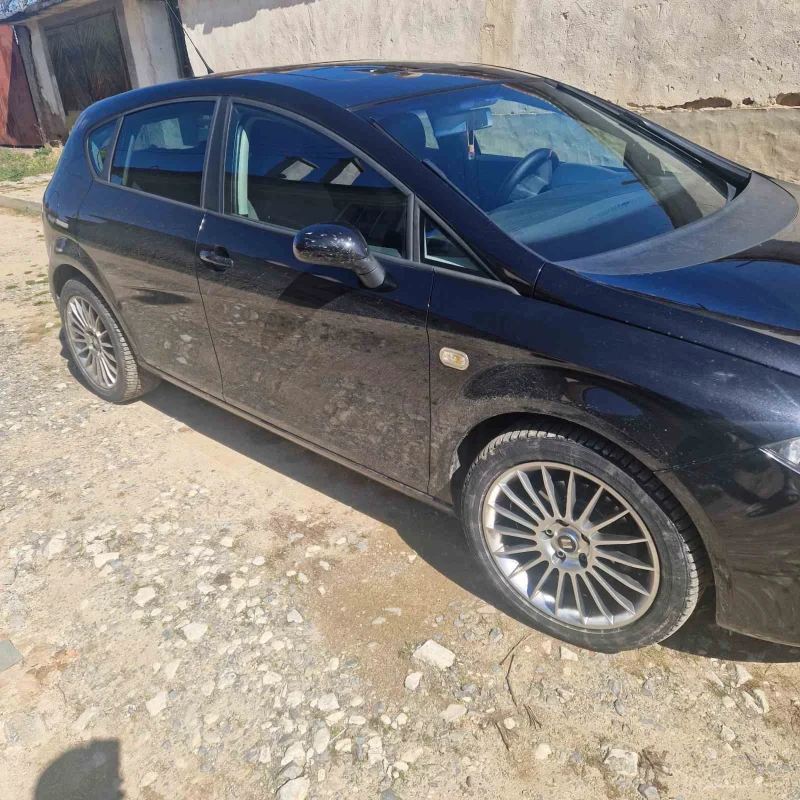 Seat Leon 1.9, снимка 4 - Автомобили и джипове - 47121518