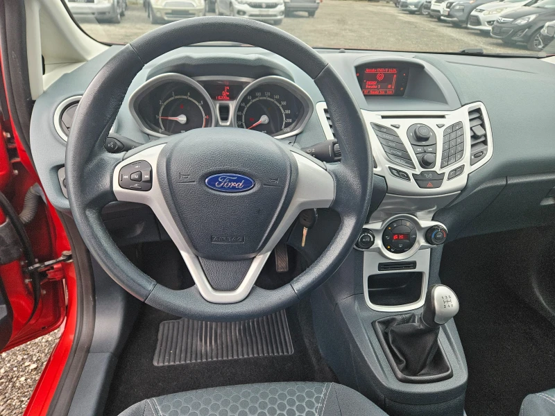 Ford Fiesta 1, 3I-116000km., снимка 13 - Автомобили и джипове - 47992403