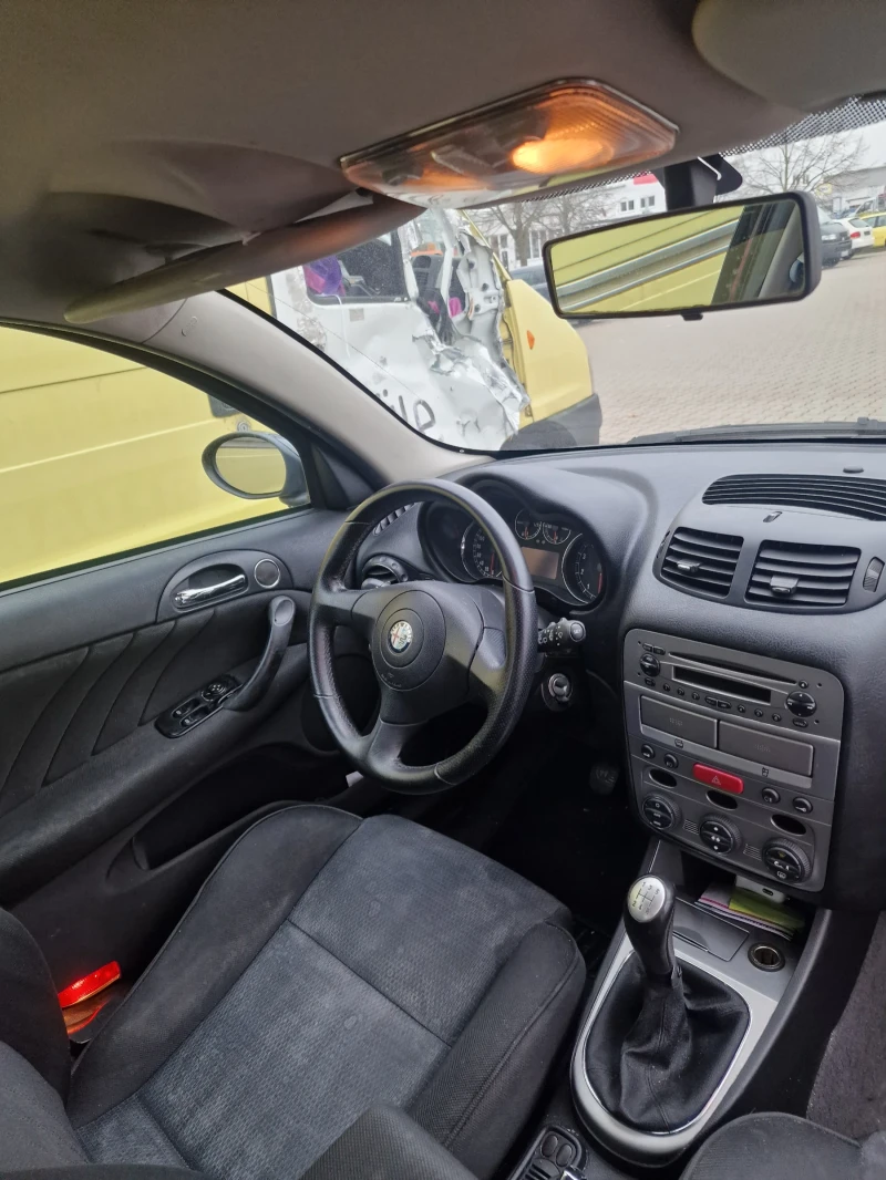 Alfa Romeo 147, снимка 5 - Автомобили и джипове - 48253442