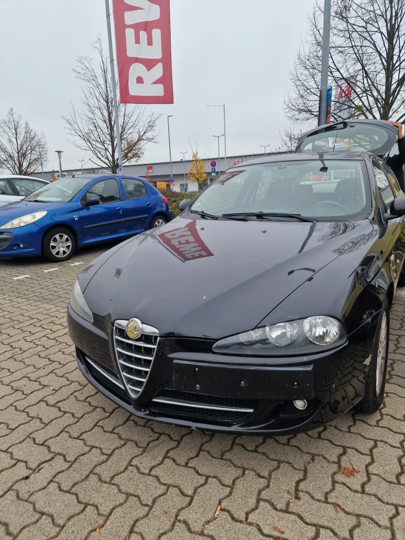 Alfa Romeo 147, снимка 1 - Автомобили и джипове - 48253442