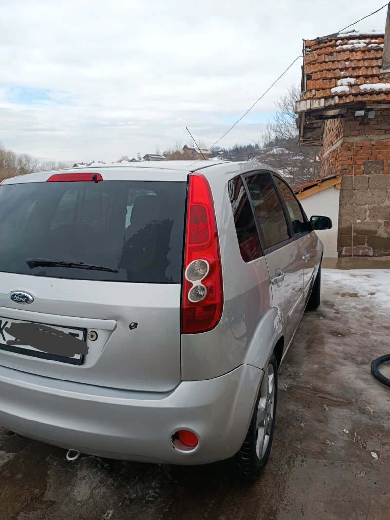 Ford Fiesta, снимка 4 - Автомобили и джипове - 48797817