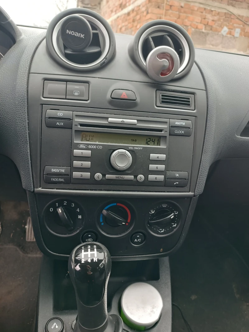 Ford Fiesta, снимка 8 - Автомобили и джипове - 48797817