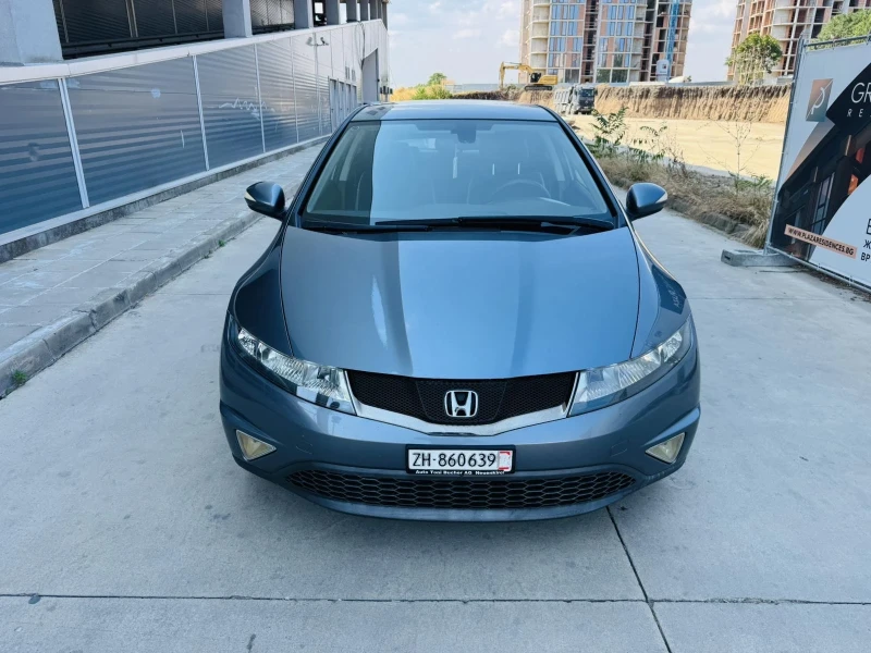 Honda Civic 1.8 V-TEC, снимка 3 - Автомобили и джипове - 51045772