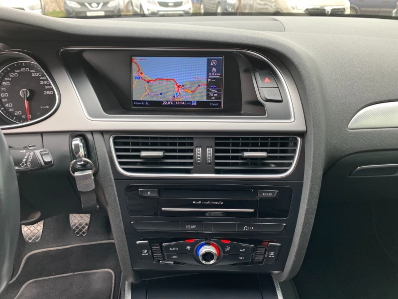 Audi A4 2.0TDI FACELIFT НАВИ БИ-КСЕНОН, снимка 10 - Автомобили и джипове - 52148030