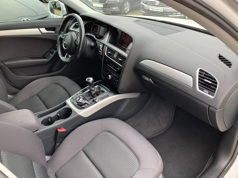 Audi A4 2.0TDI FACELIFT НАВИ БИ-КСЕНОН, снимка 8 - Автомобили и джипове - 52148030