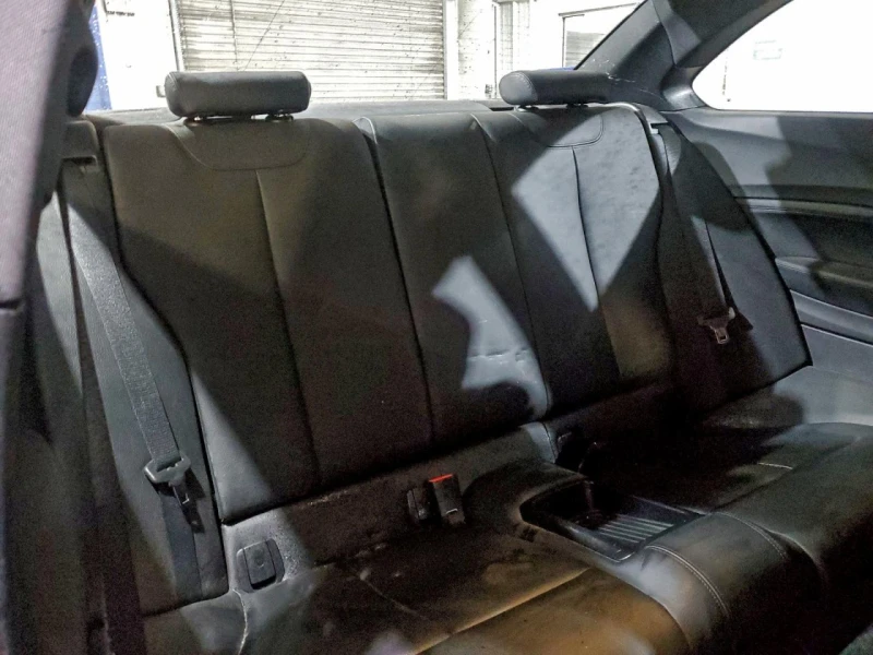 BMW 235 3l MI, снимка 10 - Автомобили и джипове - 53489151