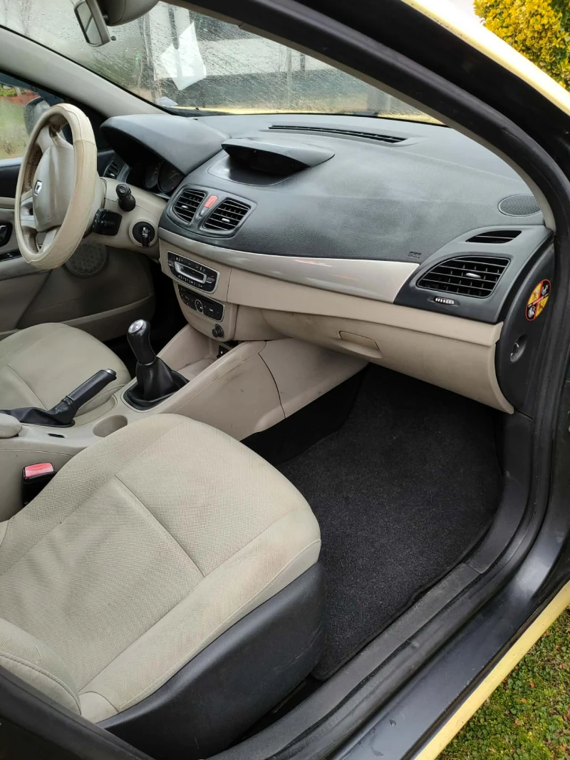 Renault Fluence, снимка 7 - Автомобили и джипове - 53498090
