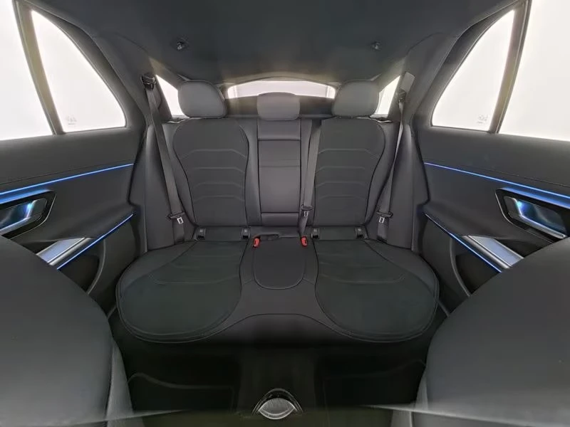 Mercedes-Benz E 300 AMG, LED, DISTR, MBUX, KAMERA - изображение 5