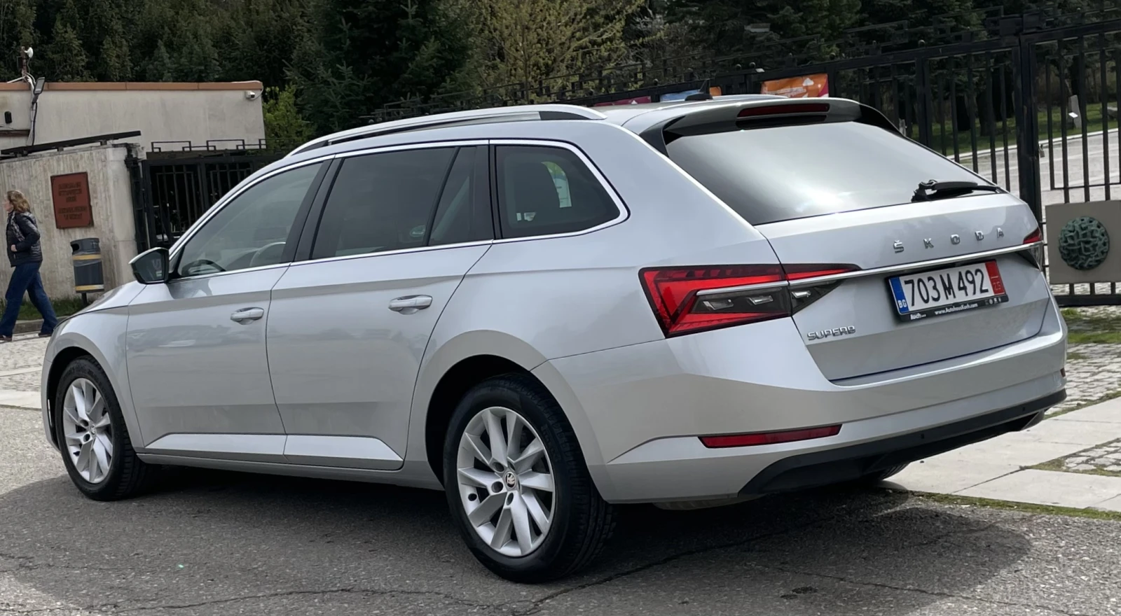 Skoda Superb 2.0 TDI/190 PS - изображение 7
