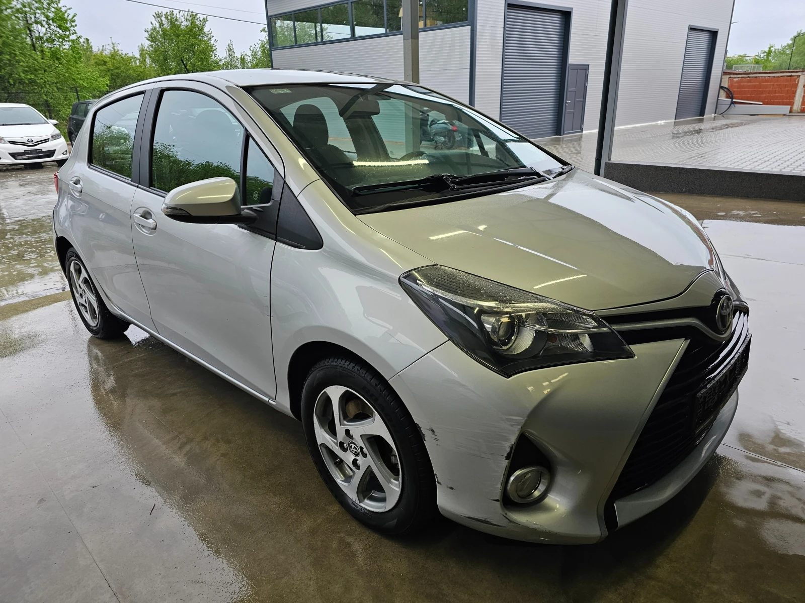Toyota Yaris 1.5Hybrid, Камера, Нави, Евро 6, 12.2016г. - изображение 5