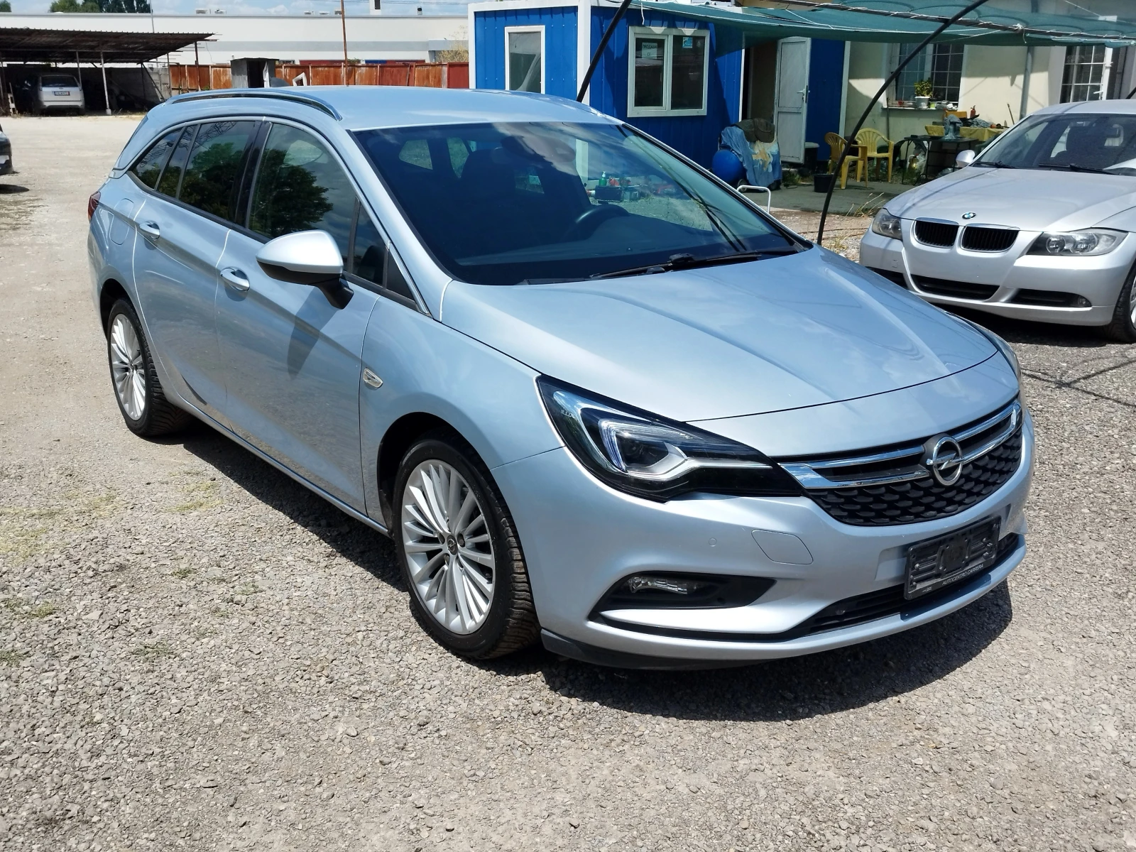 Opel Astra 1.6CDTI-136кс-COSMO-NAVI-EURO6 - изображение 2