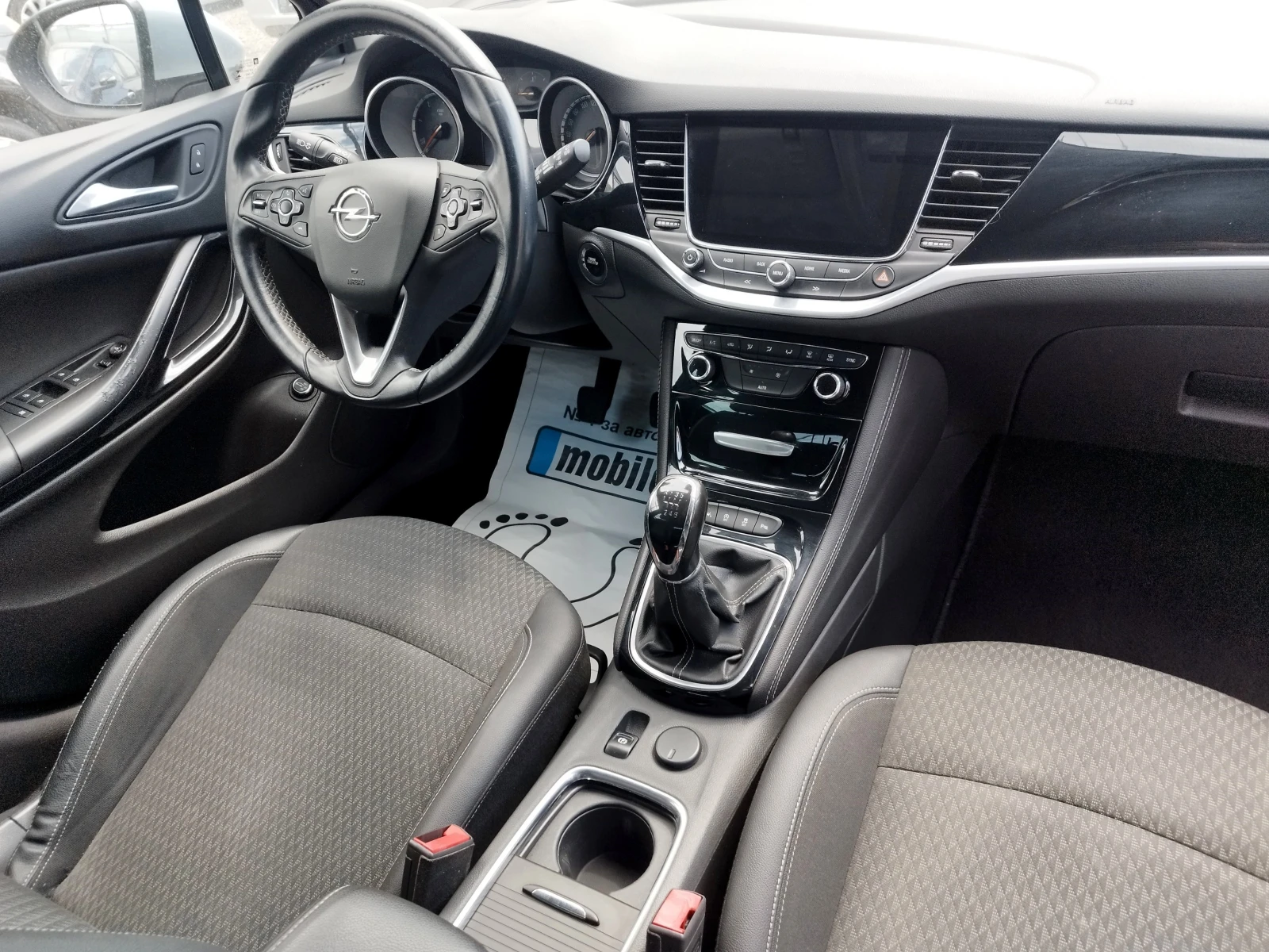 Opel Astra 1.6CDTI-136кс-COSMO-NAVI-EURO6 - изображение 9