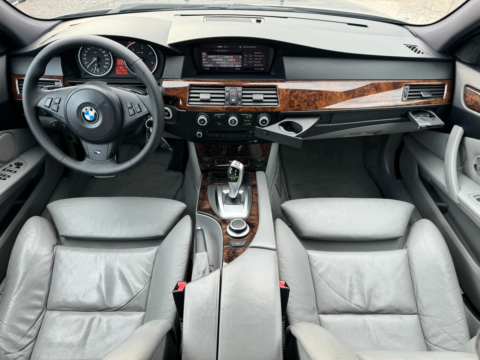 BMW 530 xd ! M Pack ! SWISS ! - изображение 9
