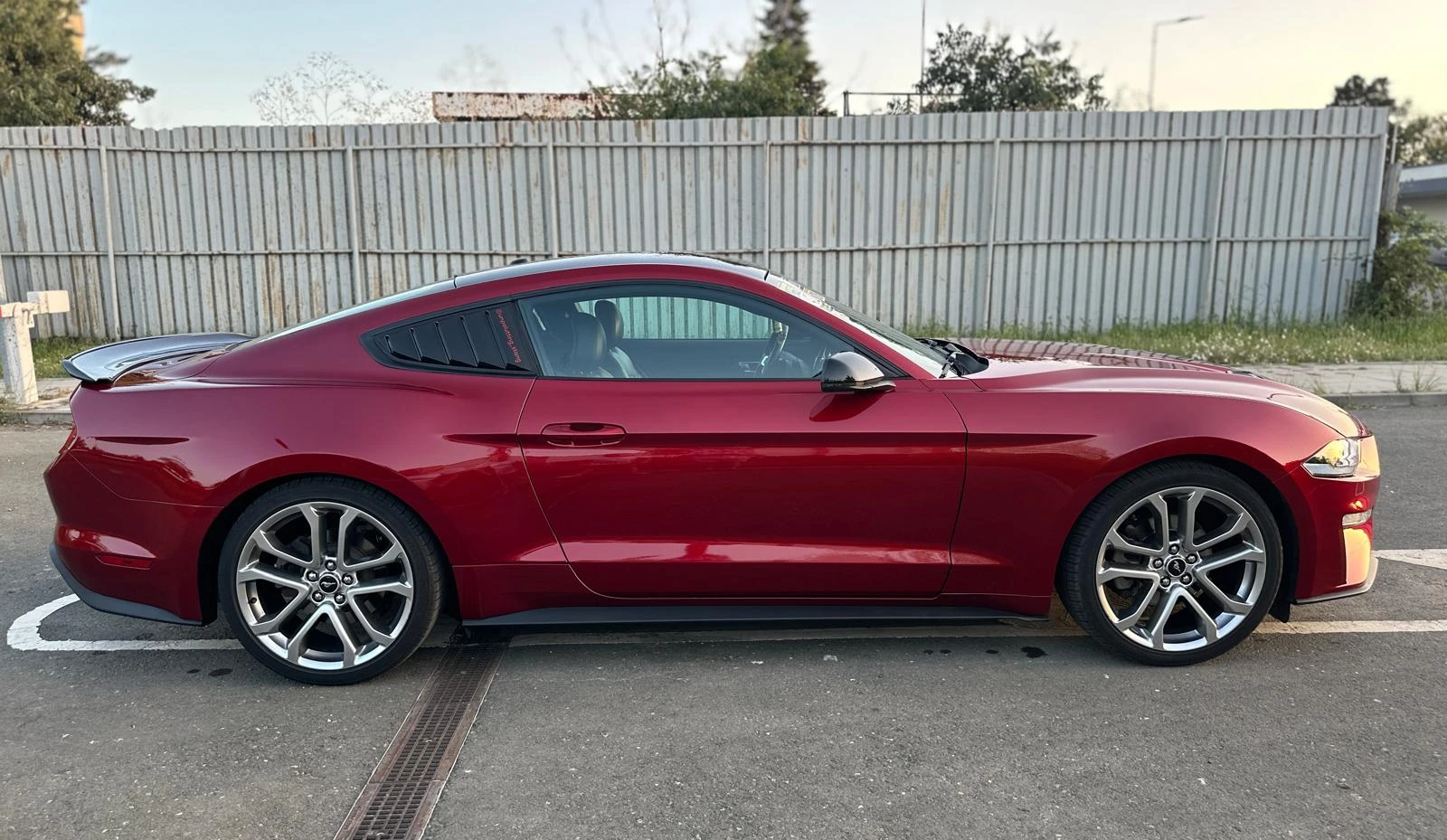Ford Mustang Ecoboost - изображение 3
