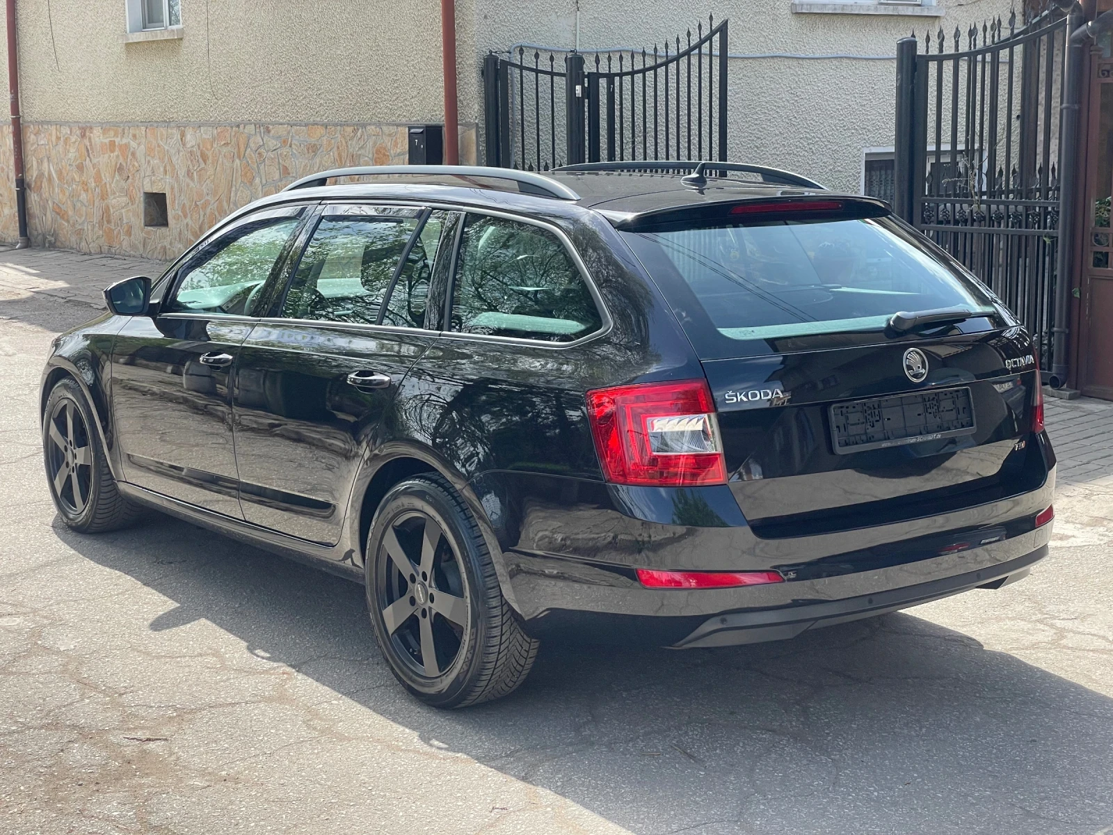 Skoda Octavia 2.0TDI* 150kc* auto* navi - изображение 5
