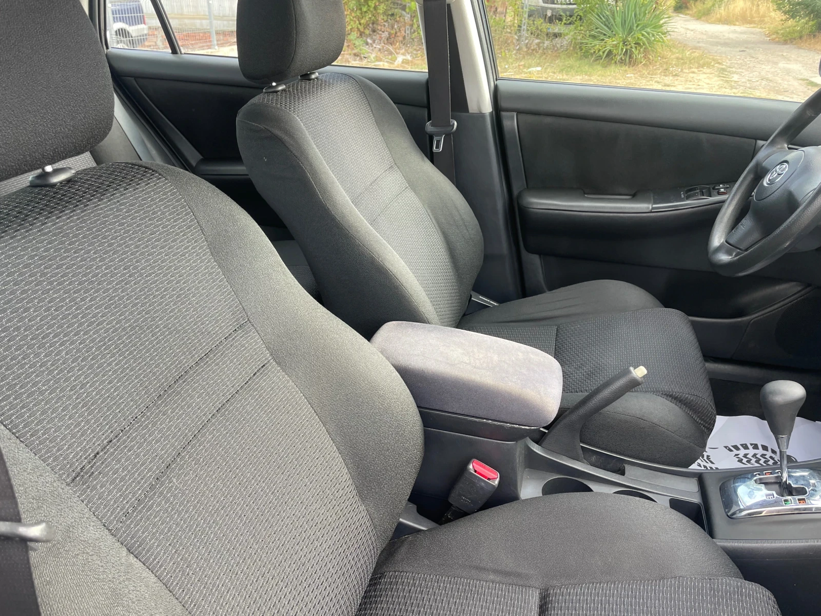 Toyota Corolla 1.4D4D-90-AVTOMAT-ITALIA - изображение 6