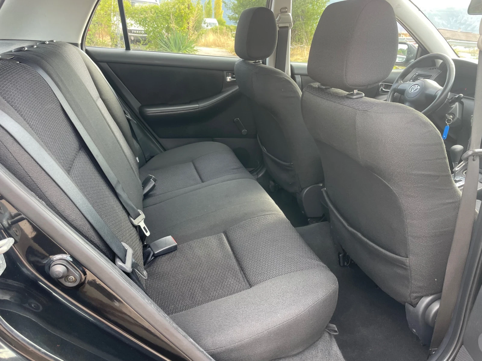 Toyota Corolla 1.4D4D-90-AVTOMAT-ITALIA - изображение 7