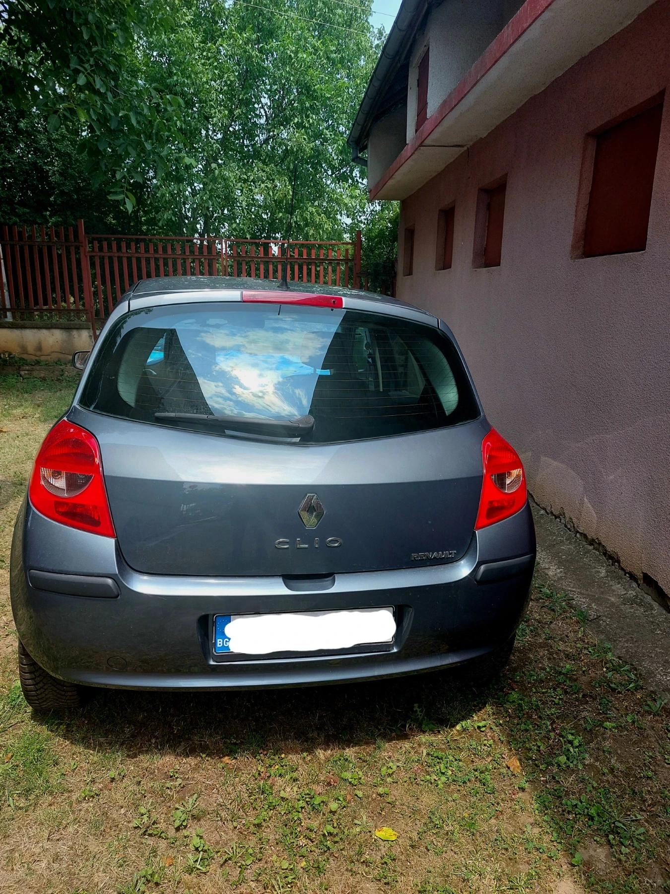 Renault Clio 1.2i 16V - изображение 4