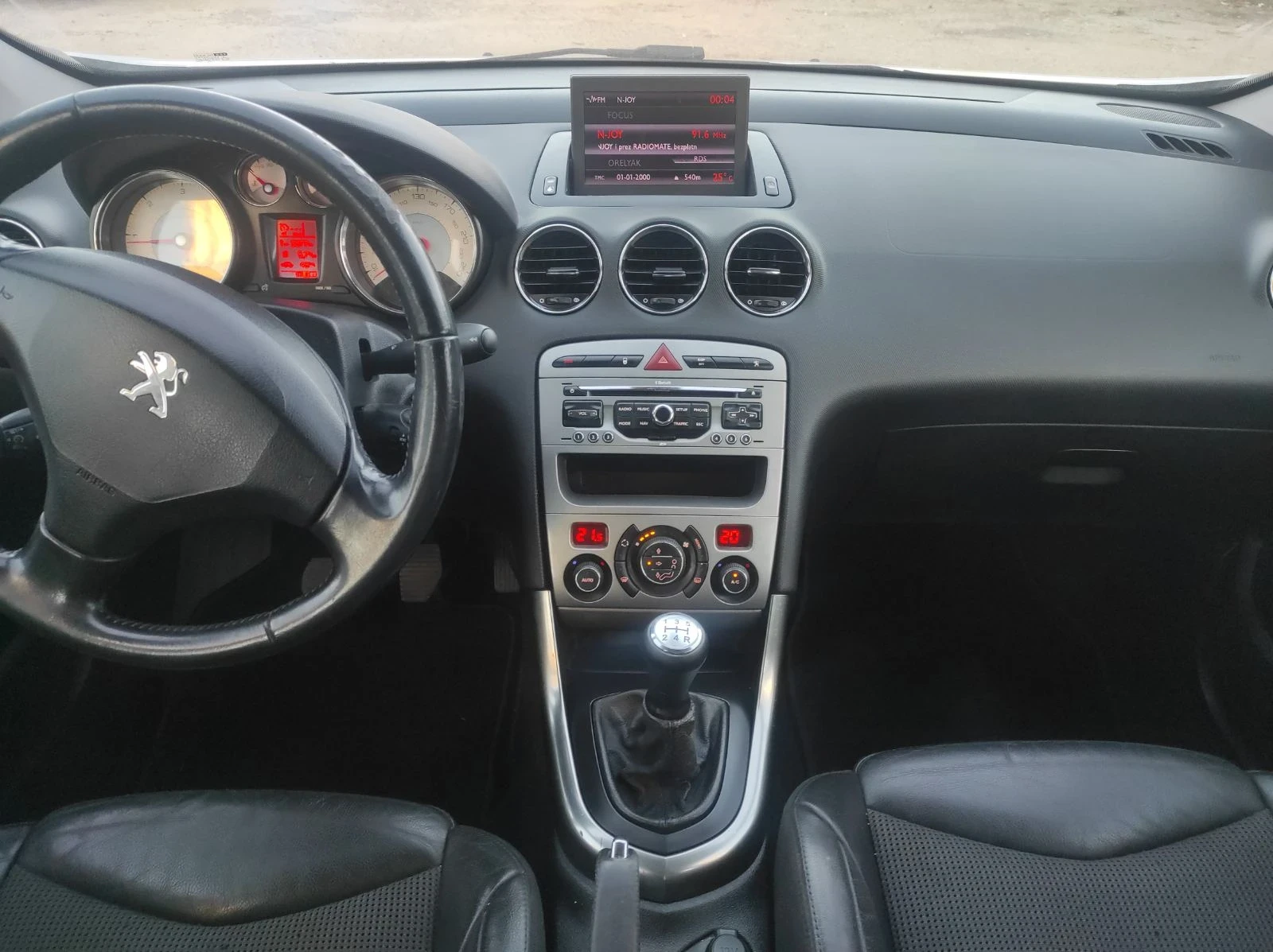 Peugeot 308  - изображение 8