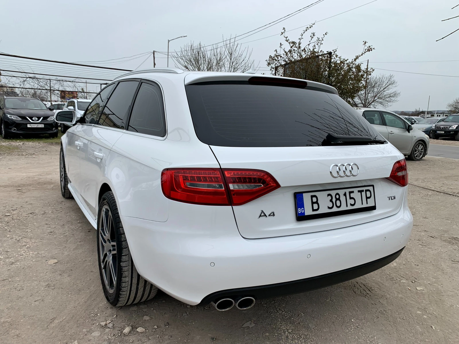 Audi A4 2.0TDI FACELIFT НАВИ БИ-КСЕНОН - изображение 3