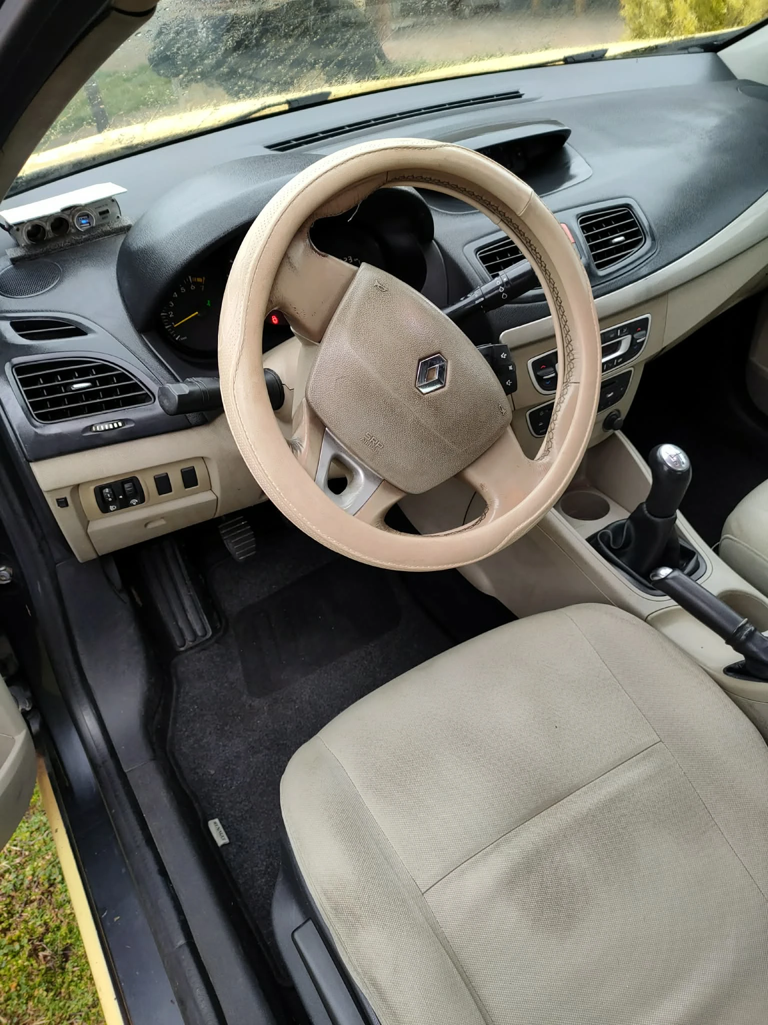 Renault Fluence | Mobile.bg � ����������� 8