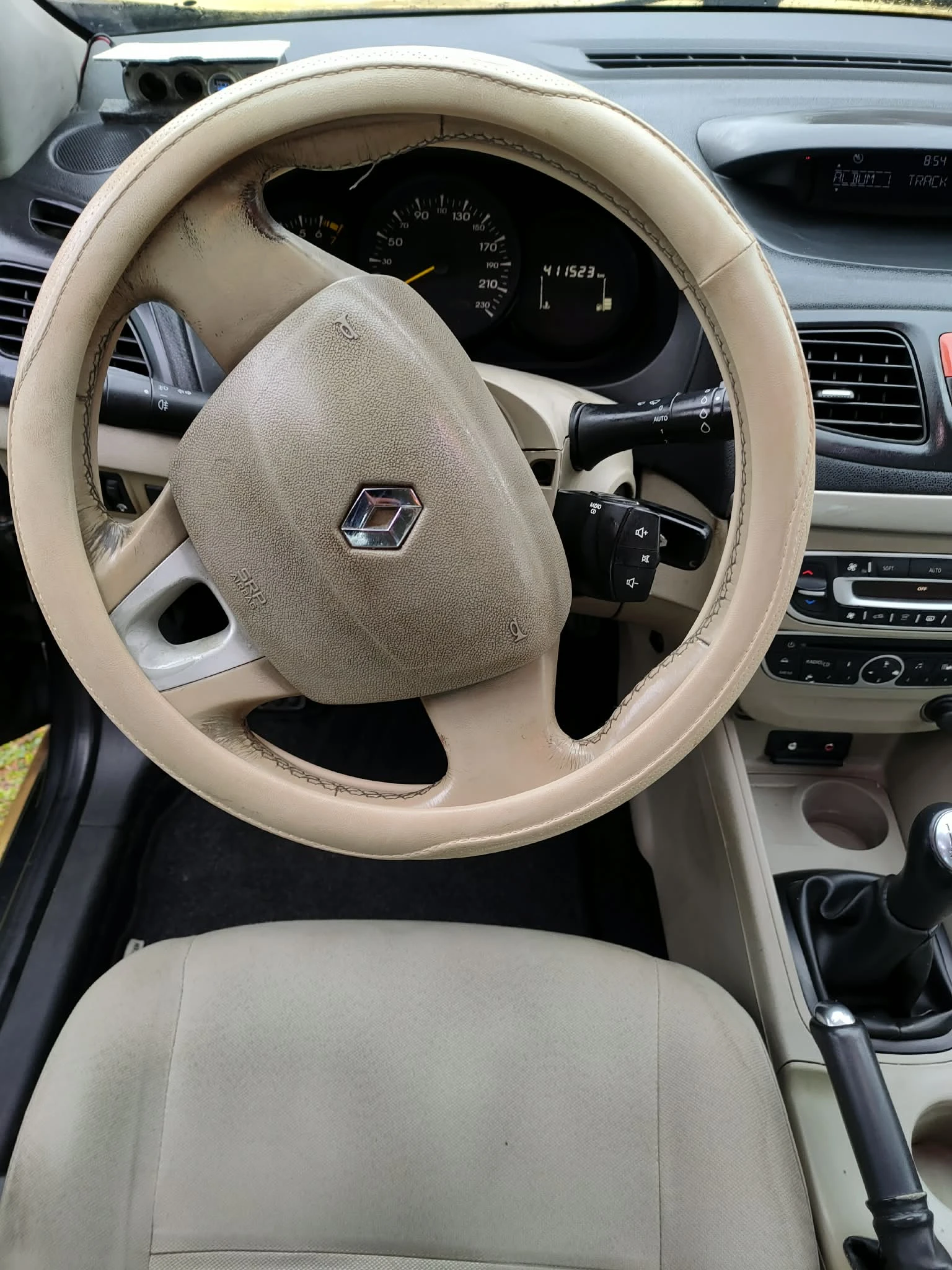 Renault Fluence | Mobile.bg � ����������� 9