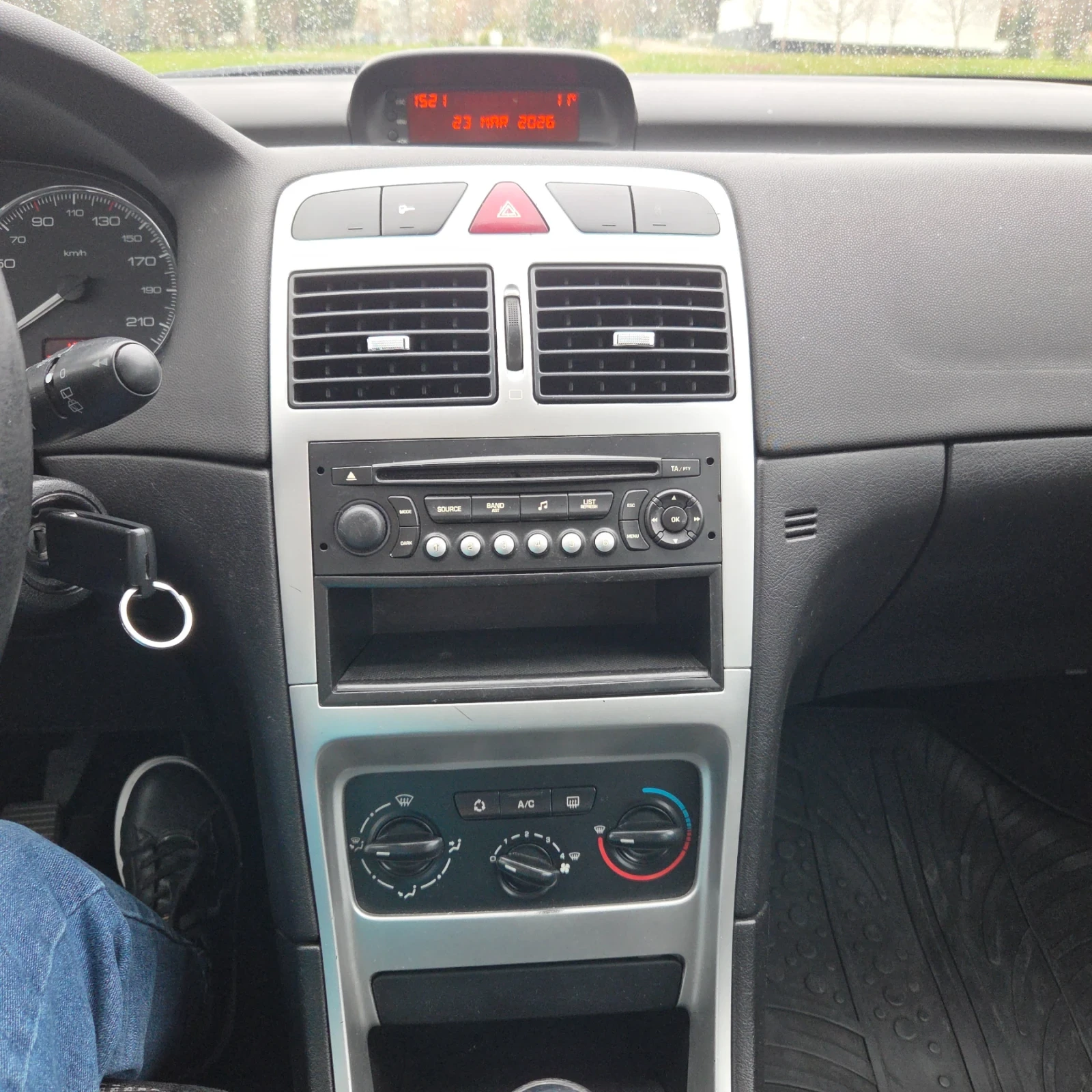 Peugeot 307 HDI, снимка 5 - Автомобили и джипове - 54196134