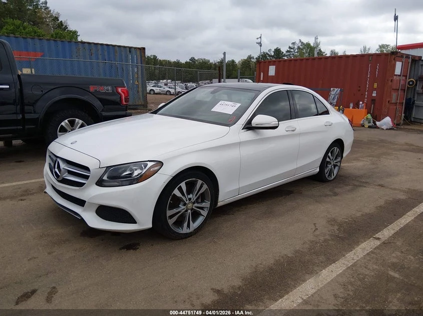 Mercedes-Benz C 300 2.0L I-4 DI, DOHC, VVT, TURBO, 241HP Rear Wheel | Mobile.bg � ����������� 2