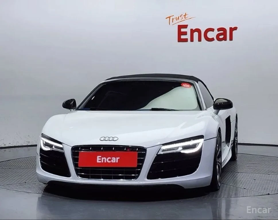 Audi R8 5.2* V10* SPYDER* , снимка 3 - Автомобили и джипове - 54376634