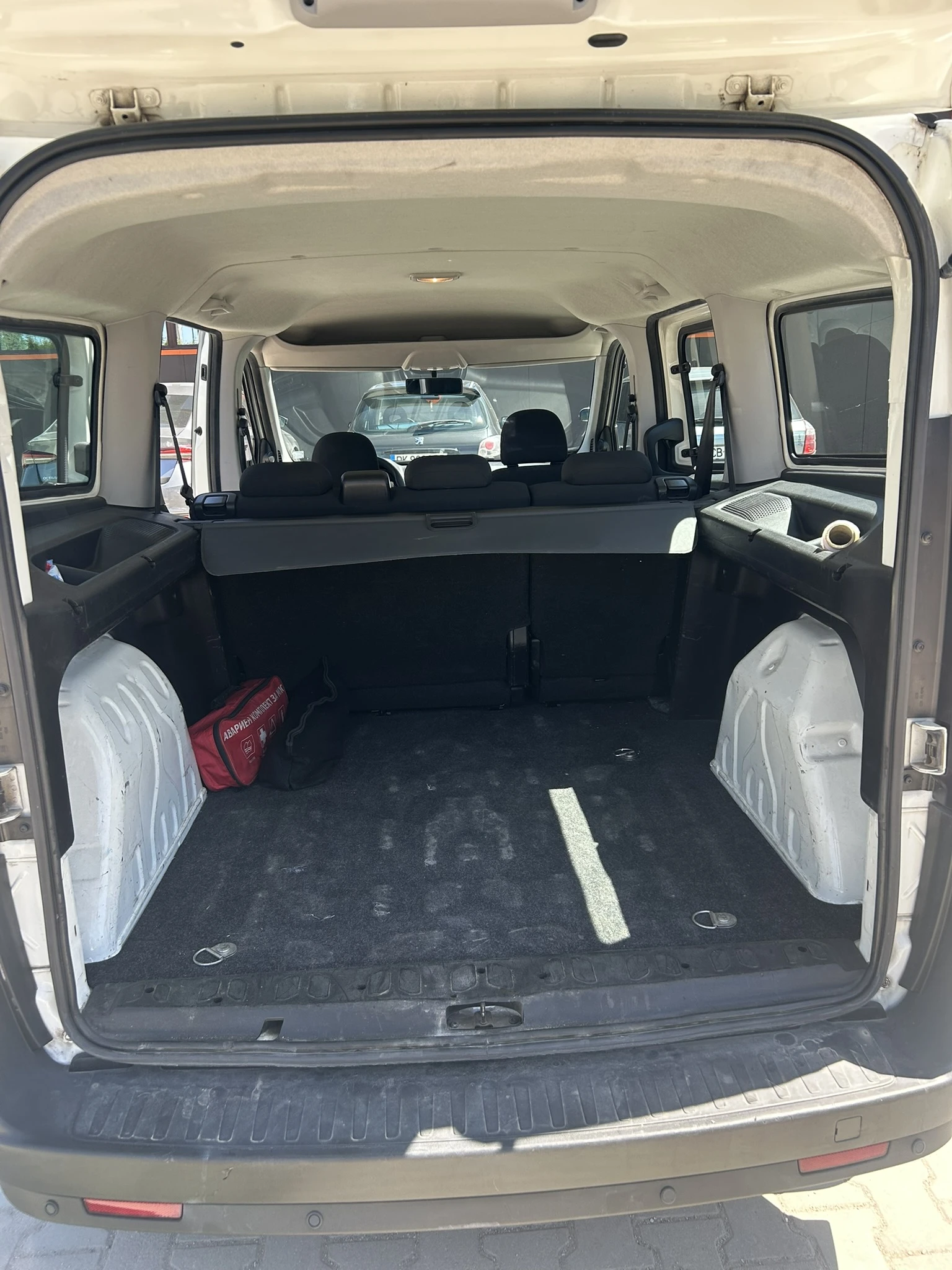 Opel Combo Long 120к.с. 1.6cdti, снимка 14 - Автомобили и джипове - 54567125