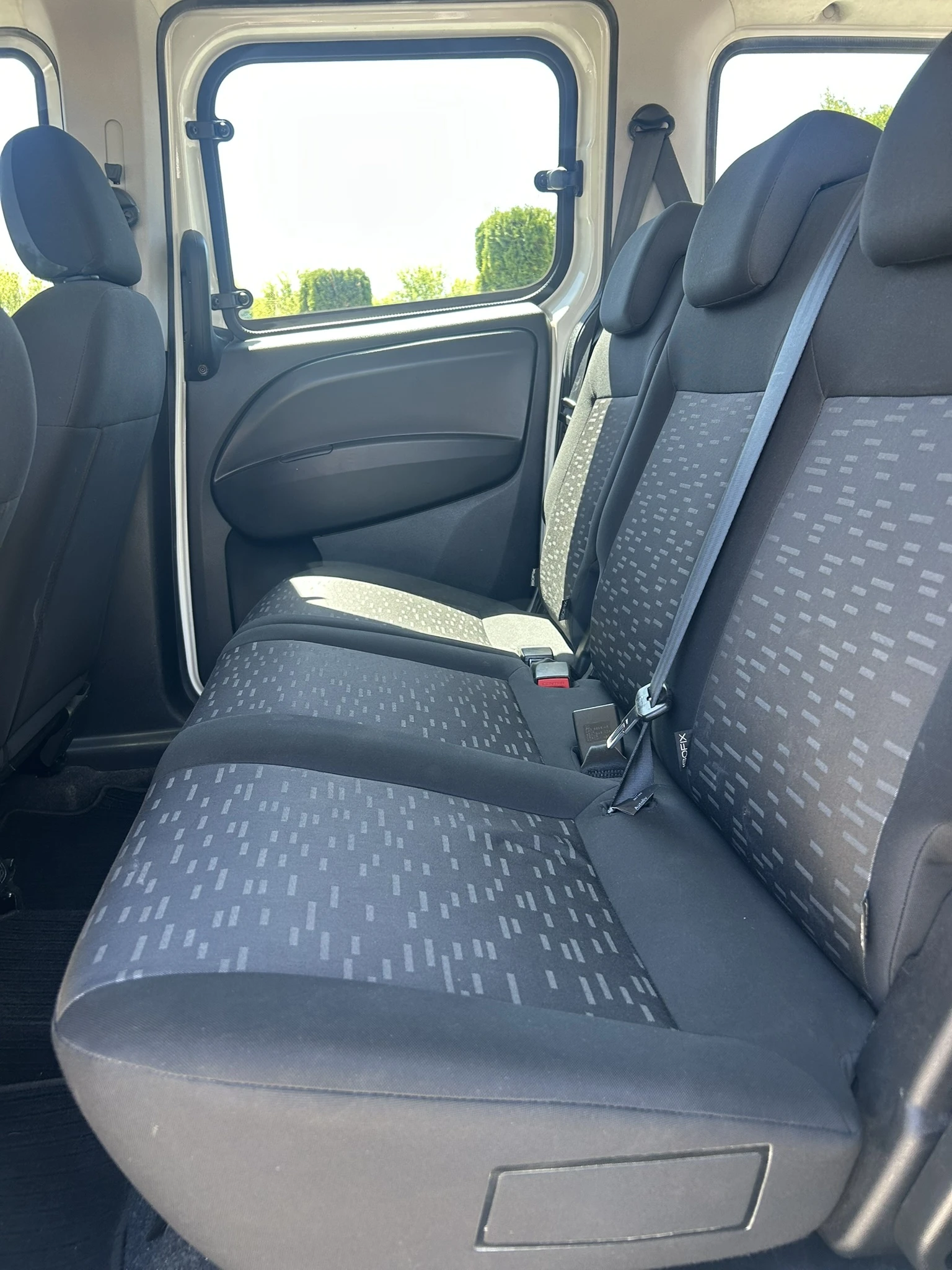 Opel Combo Long 120к.с. 1.6cdti, снимка 16 - Автомобили и джипове - 54567125