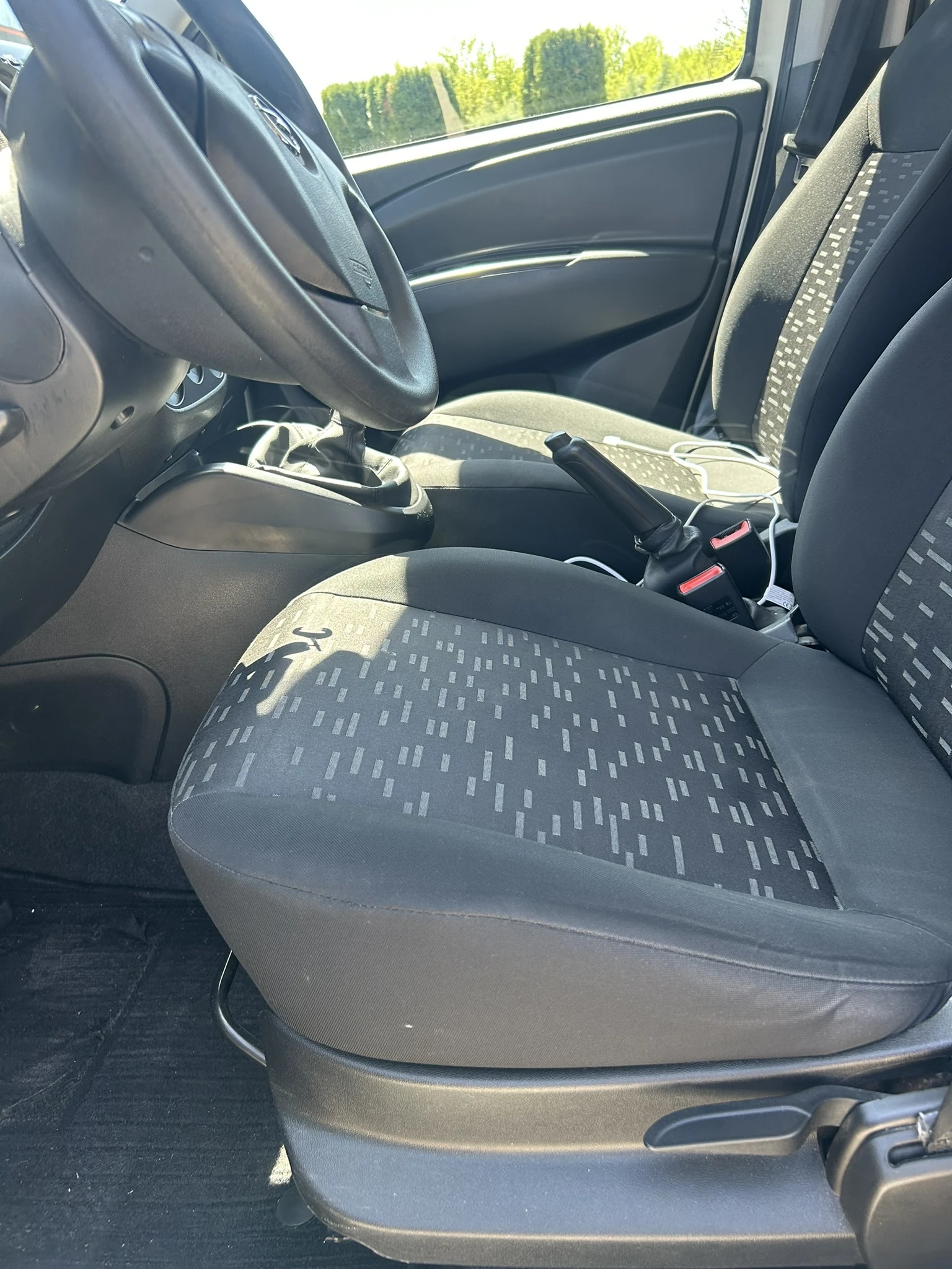 Opel Combo Long 120к.с. 1.6cdti, снимка 11 - Автомобили и джипове - 54567125
