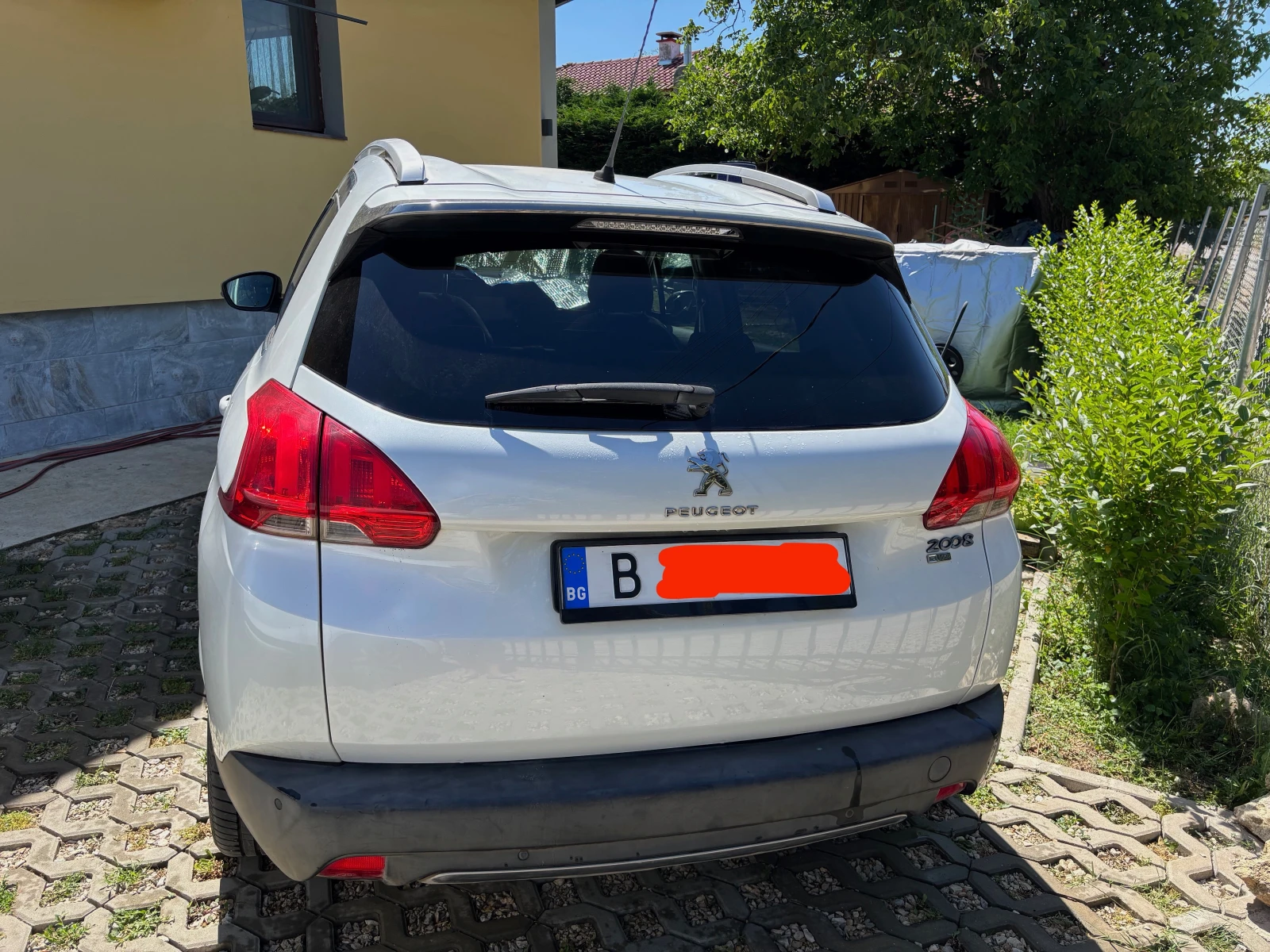 Peugeot 2008 1.6 e-hdi, снимка 2 - Автомобили и джипове - 55559982