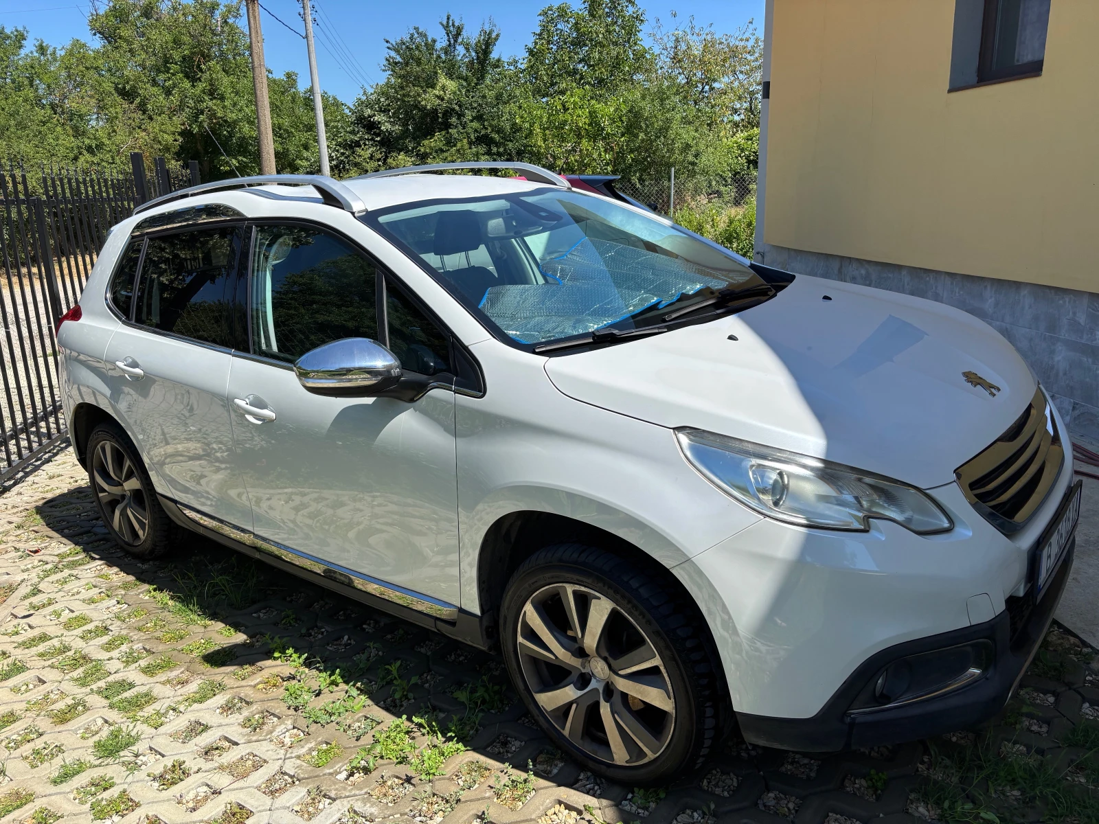 Peugeot 2008 1.6 e-hdi, снимка 4 - Автомобили и джипове - 55559982