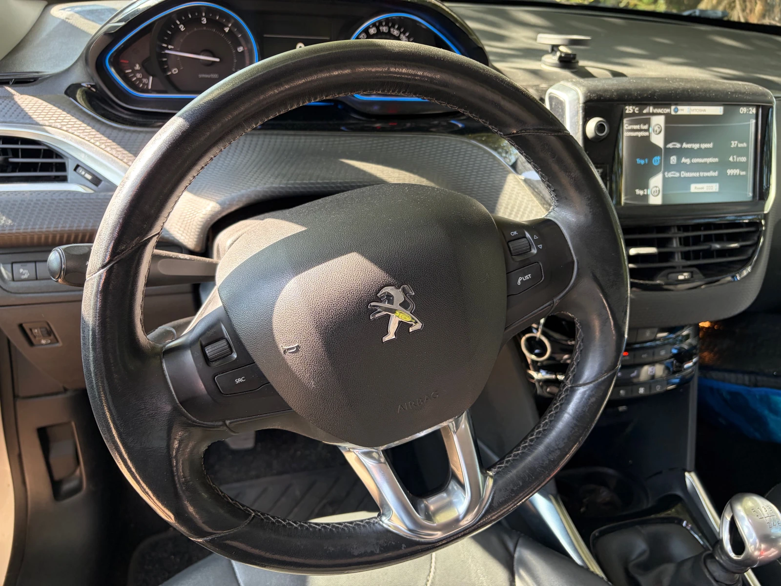 Peugeot 2008 1.6 e-hdi, снимка 7 - Автомобили и джипове - 55559982
