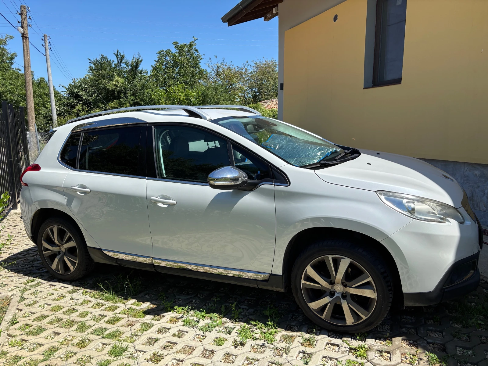 Peugeot 2008 1.6 e-hdi, снимка 5 - Автомобили и джипове - 55559982