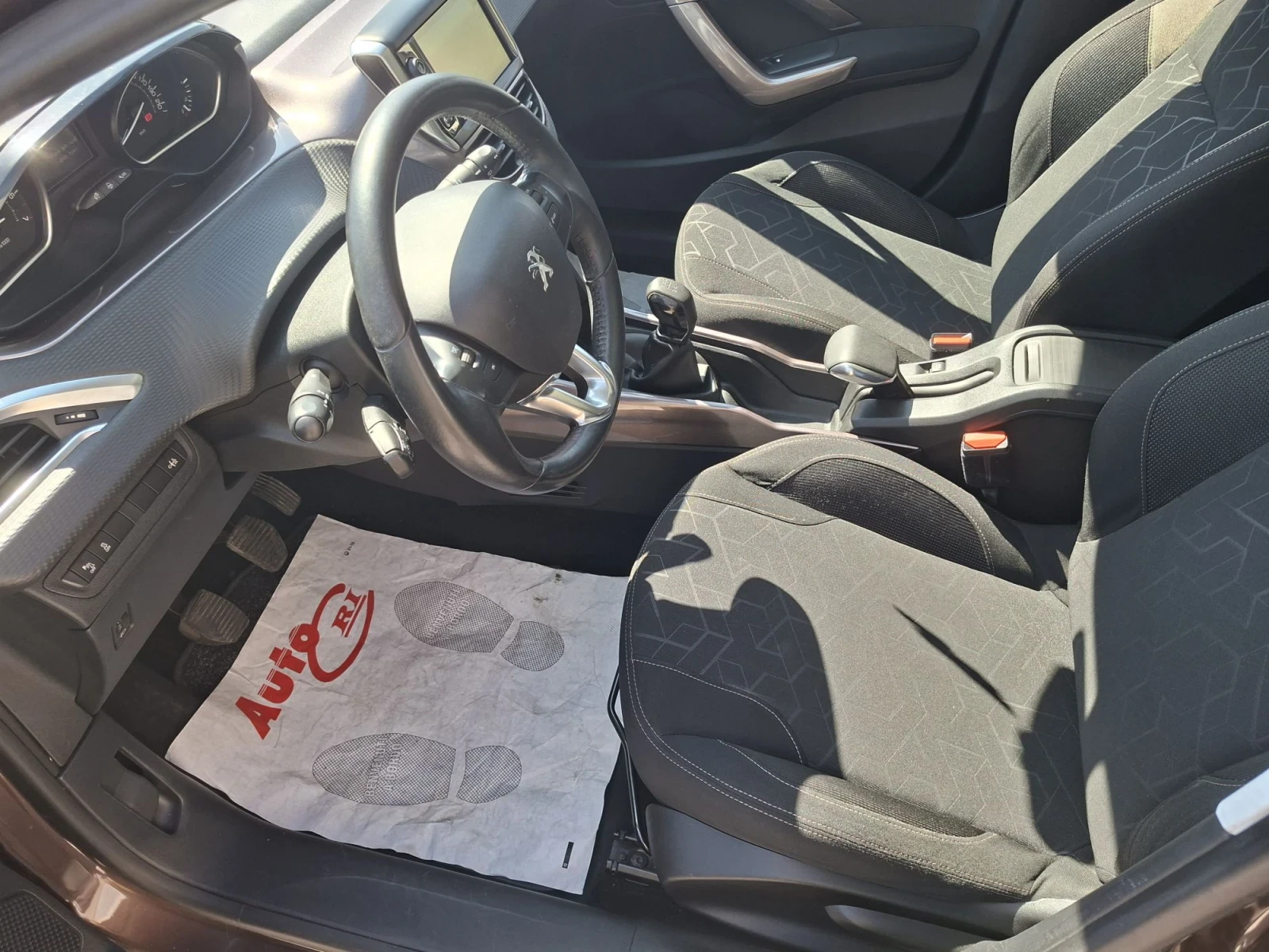 Peugeot 2008 1.2 voting EURO5B, снимка 9 - Автомобили и джипове - 55832896