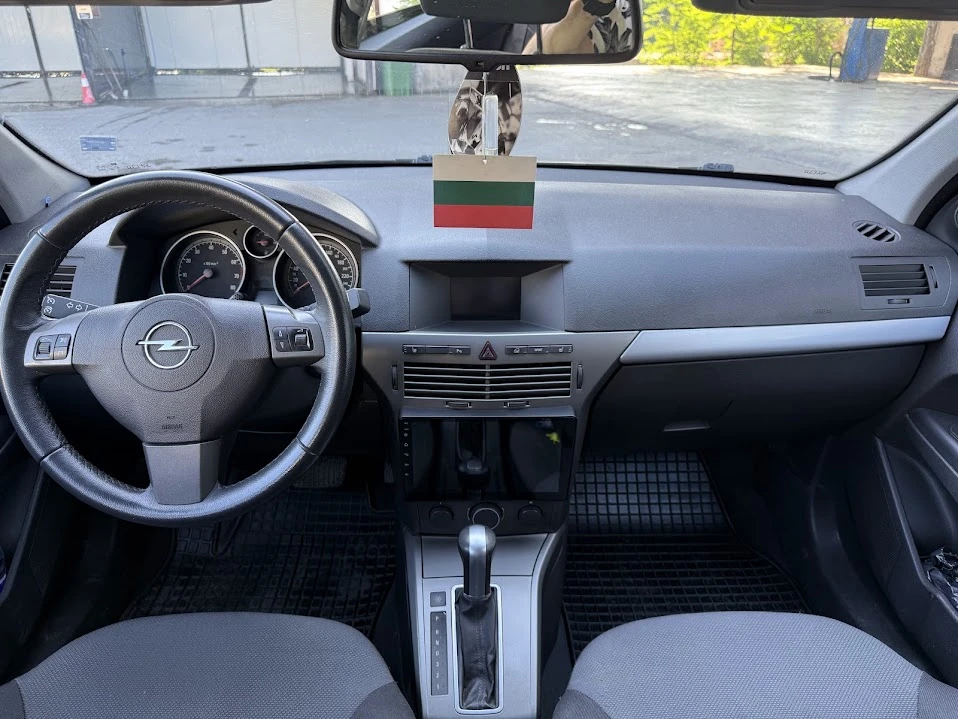 Opel Astra H, снимка 6 - Автомобили и джипове - 55962902