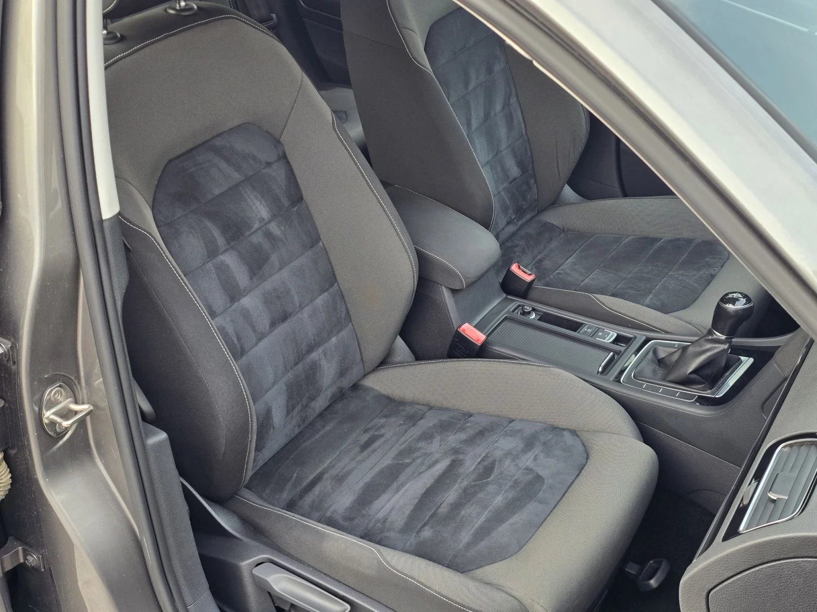 VW Golf 2.0TDI 150hp BlueMotion , снимка 12 - Автомобили и джипове - 56046979