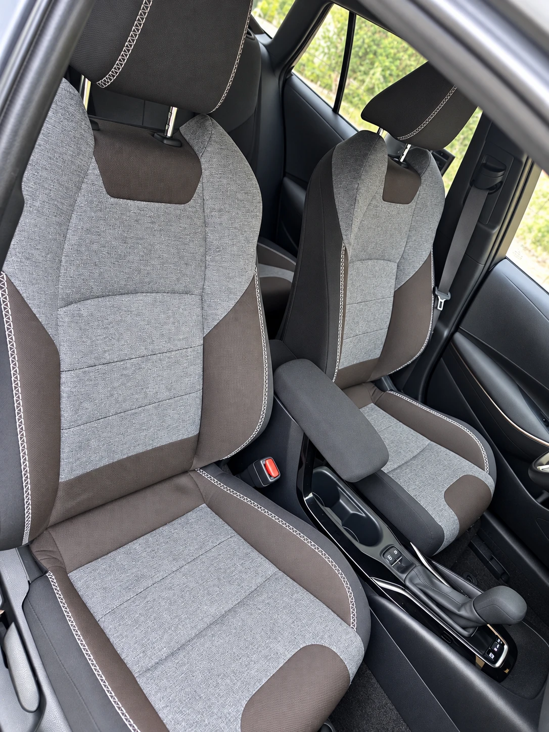 Toyota Corolla Trek, снимка 6 - Автомобили и джипове - 56059529