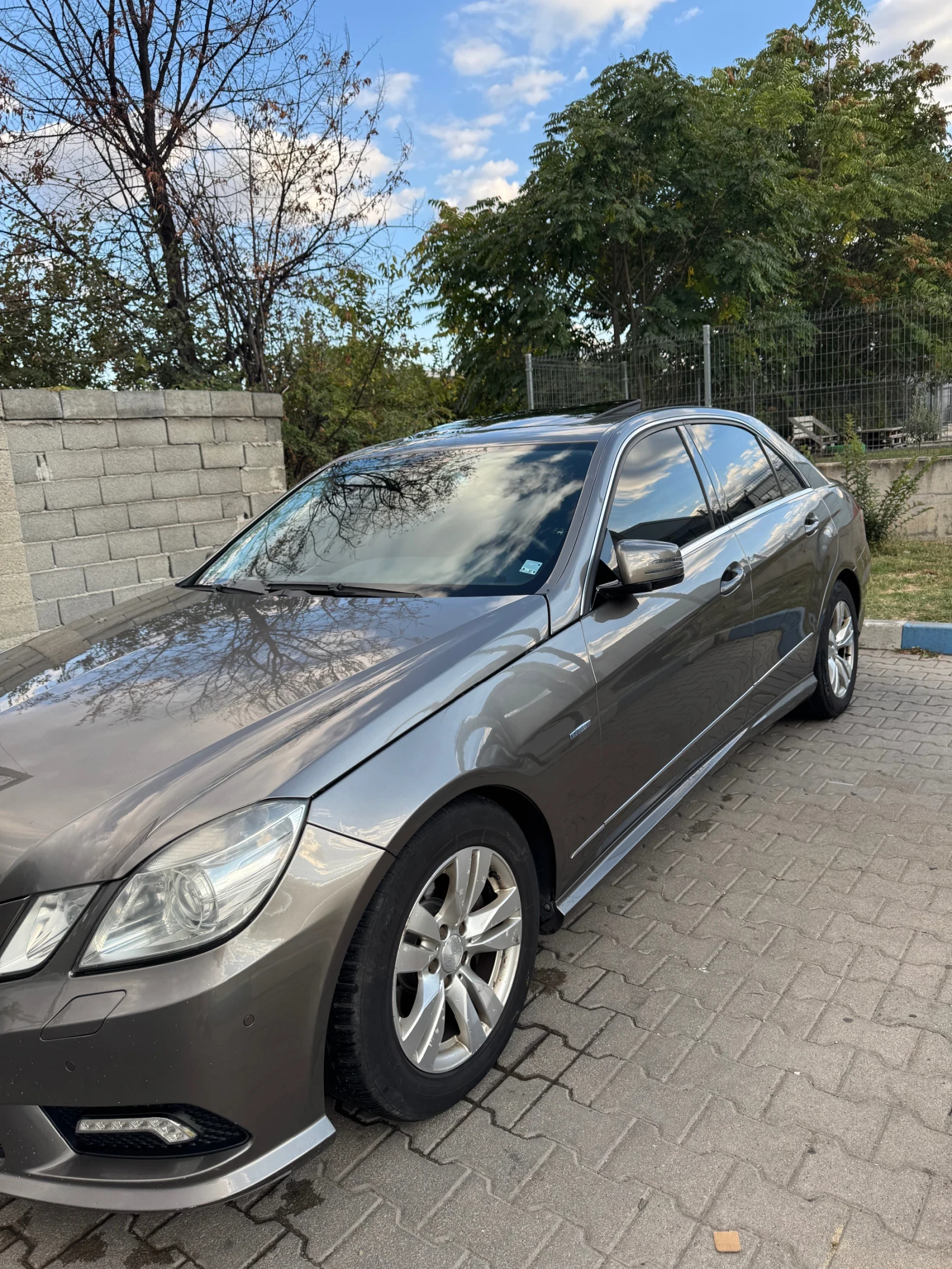 Mercedes-Benz E 250 AMG PACKET , снимка 9 - Автомобили и джипове - 56246248