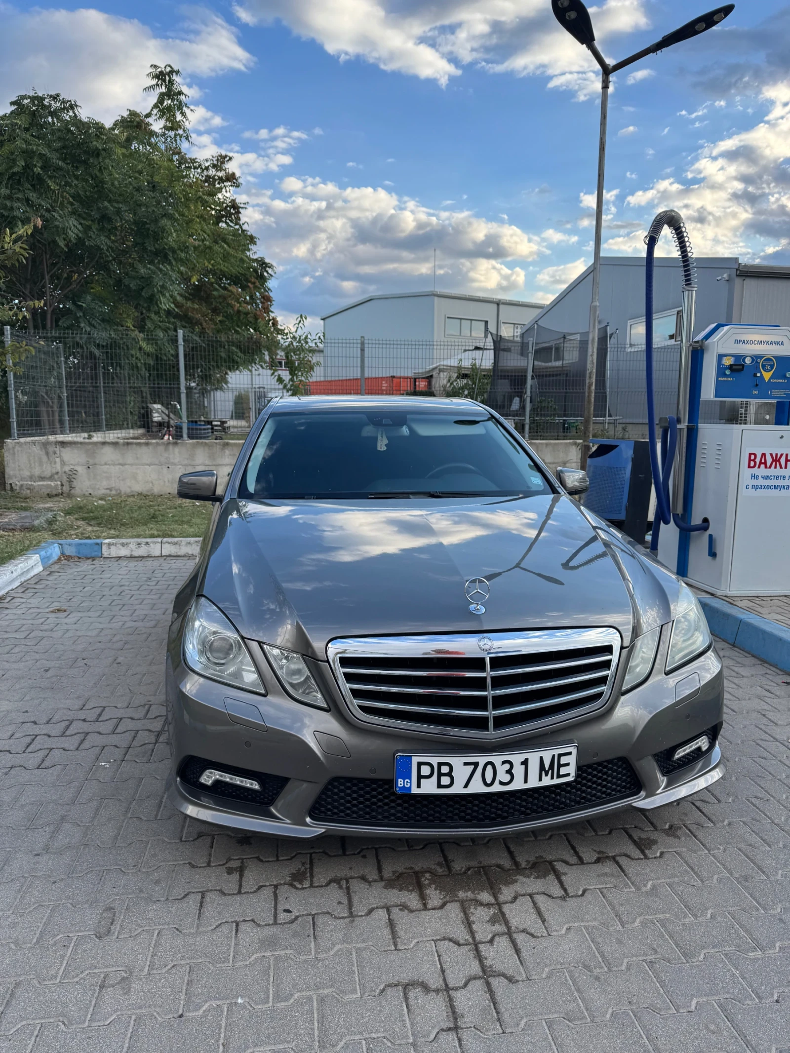 Mercedes-Benz E 250 AMG PACKET , снимка 2 - Автомобили и джипове - 56246248