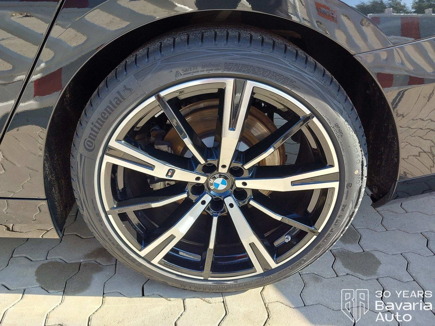 BMW 520 i Touring Steptronic, снимка 12 - Автомобили и джипове - 56541513