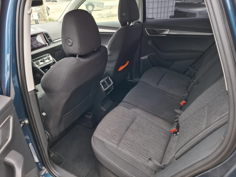 Skoda Karoq 1.6TDI DSG, снимка 17 - Автомобили и джипове - 52163750