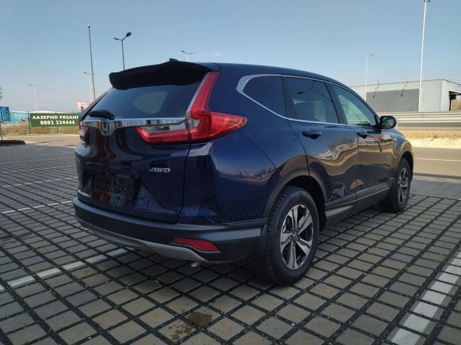 Honda Cr-v 1.5 turbo 190kc.AWD 4x4 - изображение 5